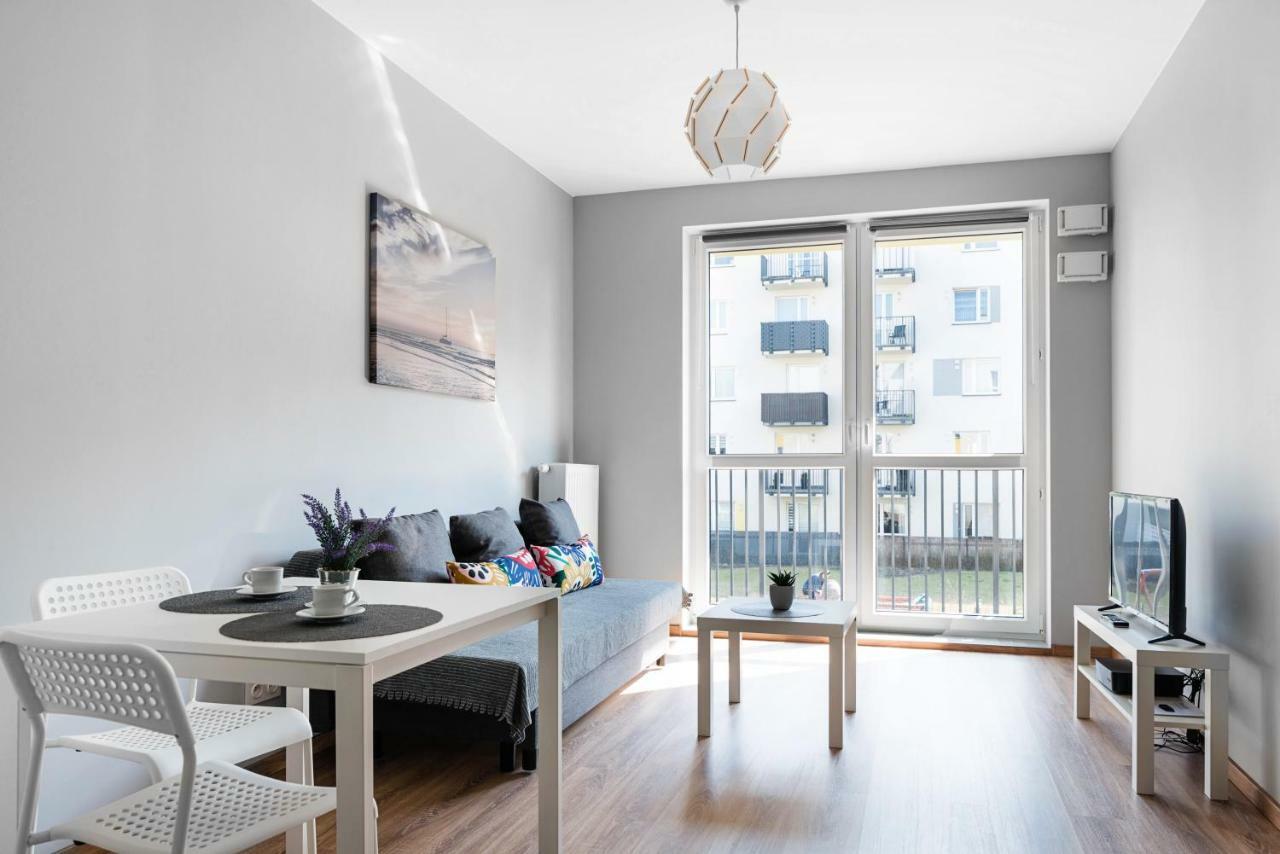 Warszawa-Wlochy Brilliant Apartment エクステリア 写真