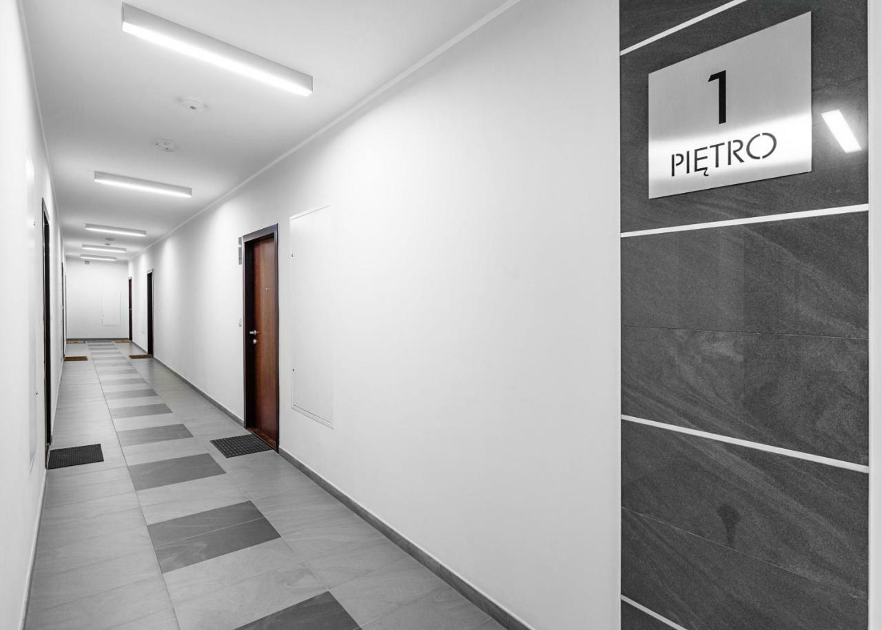 Warszawa-Wlochy Brilliant Apartment エクステリア 写真