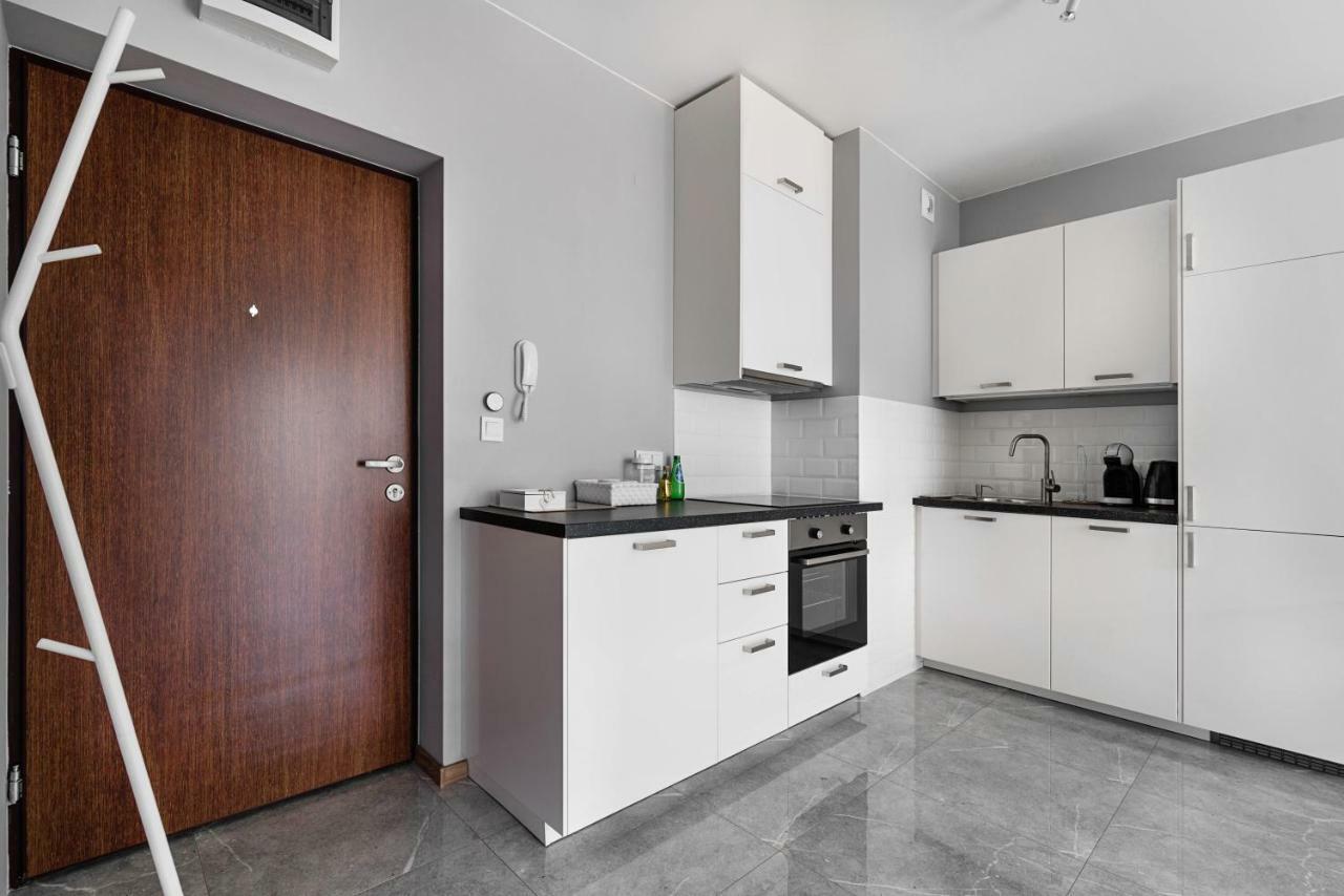 Warszawa-Wlochy Brilliant Apartment エクステリア 写真