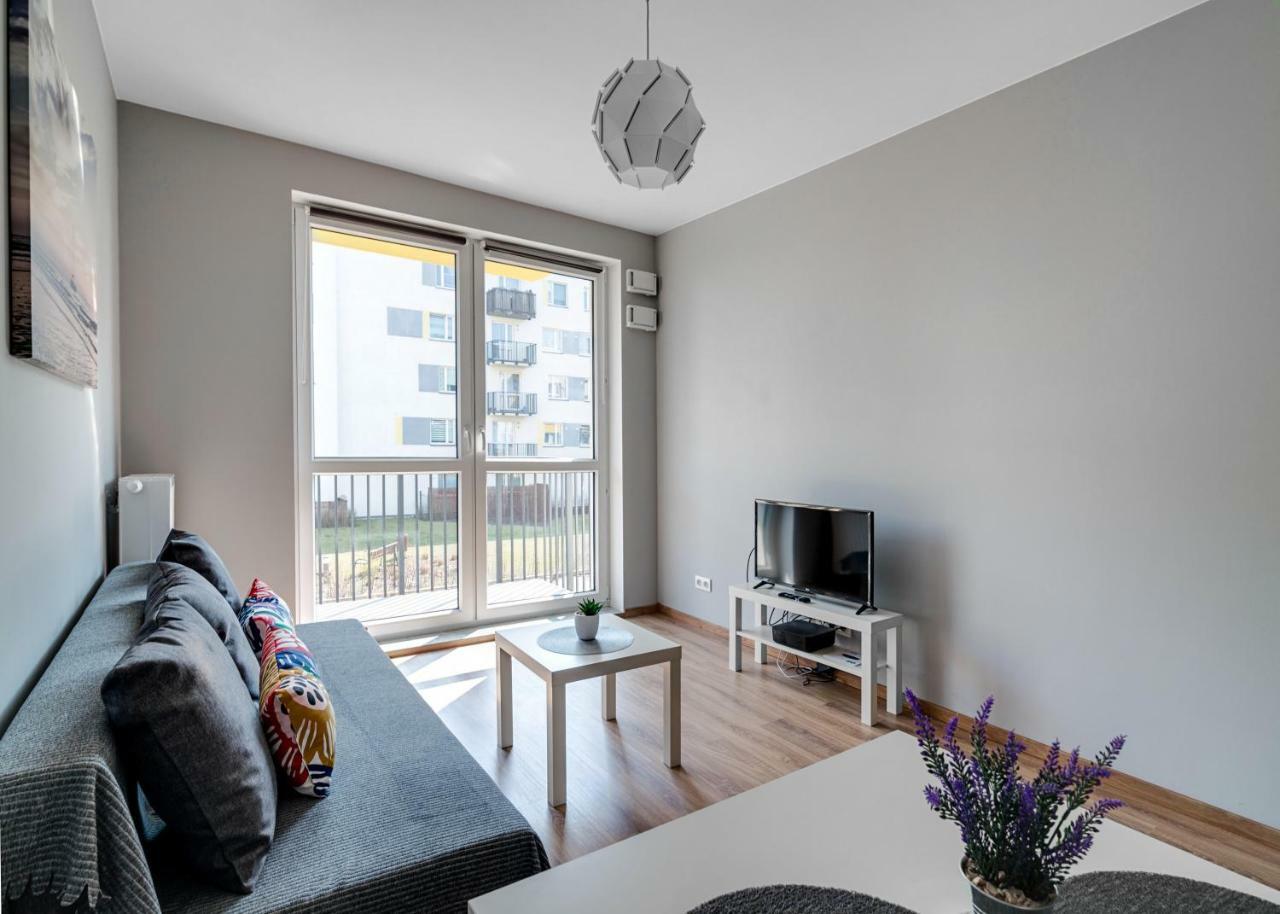 Warszawa-Wlochy Brilliant Apartment エクステリア 写真